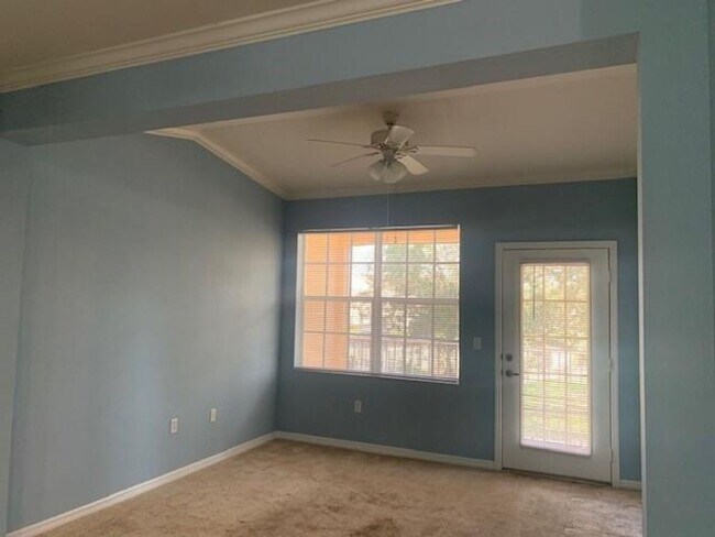 Foto del edificio - Palm Estates 2 Bedroom 2 Bath Condo w/Attached garage