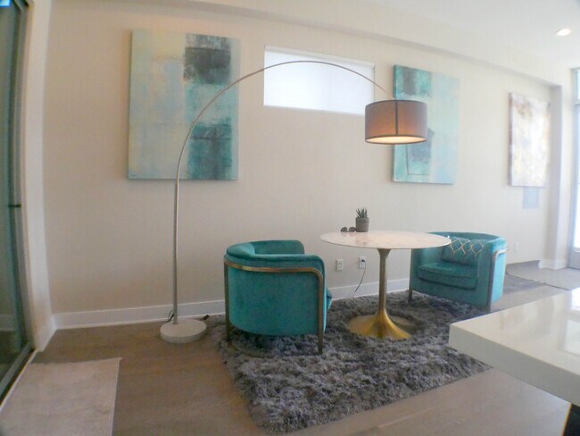 Retail Office/Lounge - 13340 Washington Blvd