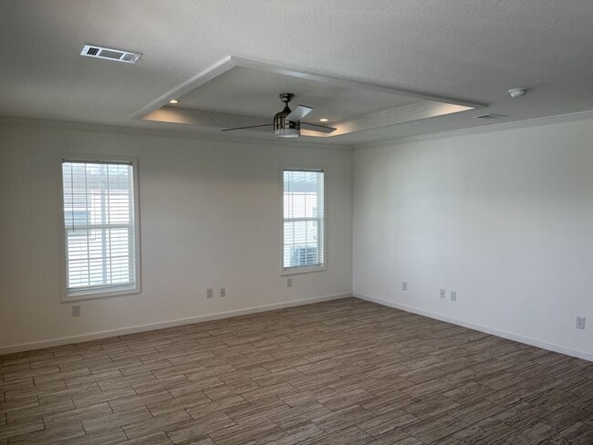 Building Photo - 3614 Vine Trl