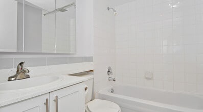 Building Photo - 1775 Bellevue Ave