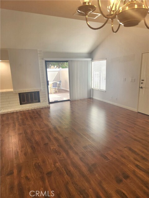 Foto del edificio - 22804 Chardonnay Dr