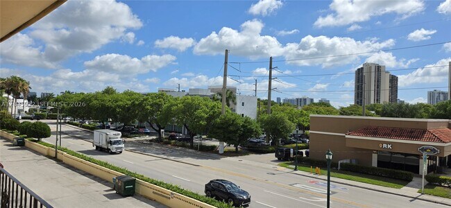 Foto del edificio - 20201 NE 29th Ct