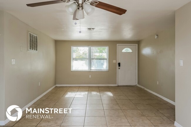 Foto del edificio - 1408 Russel Ln