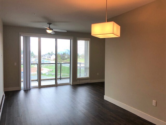 Photo du bâtiment - 44565-44565 Vandell Dr