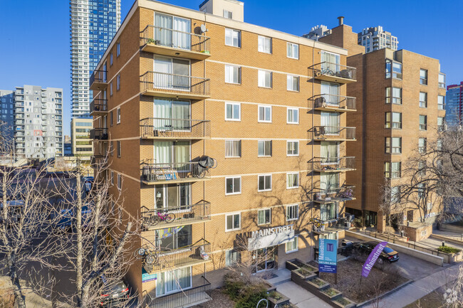 Building Photo - Willmax Apartments
