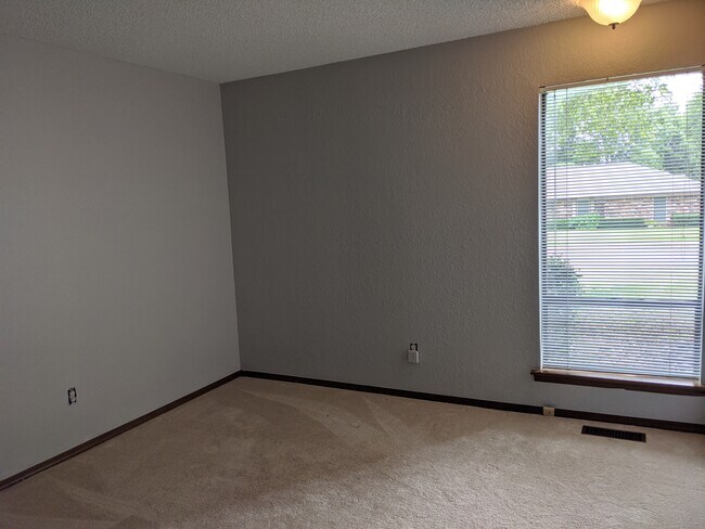 first bedroom - 205 N Easy St House