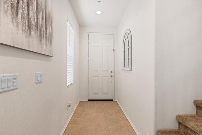Foto del edificio - NEWER 3BD/2.5BA Home in desired Main Ranch Development in El Cajon!