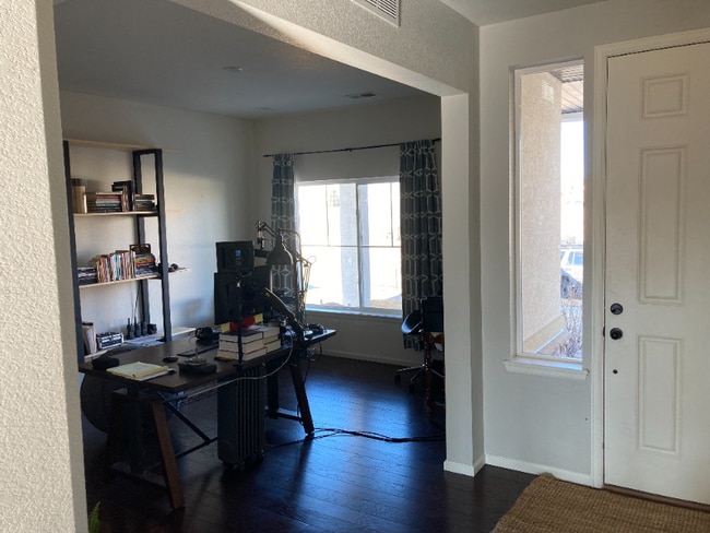 Building Photo - 5088 Eaglewood Ln