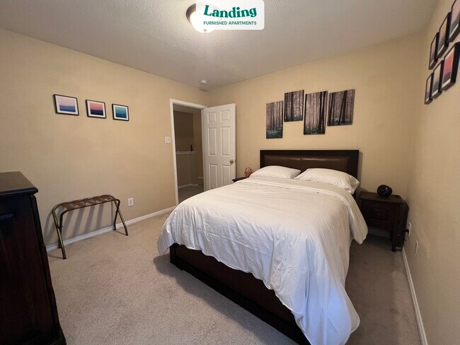 Foto del edificio - 2903 Northeast Dr