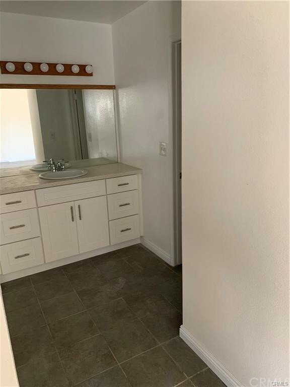 Building Photo - 298 Coral Tree Dr