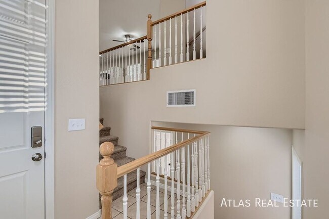 Foto del edificio - 9538 Summer Furnace St