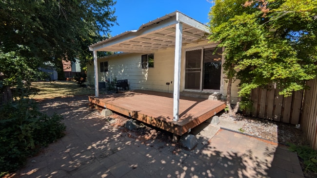 Building Photo - 1857 Conestoga St