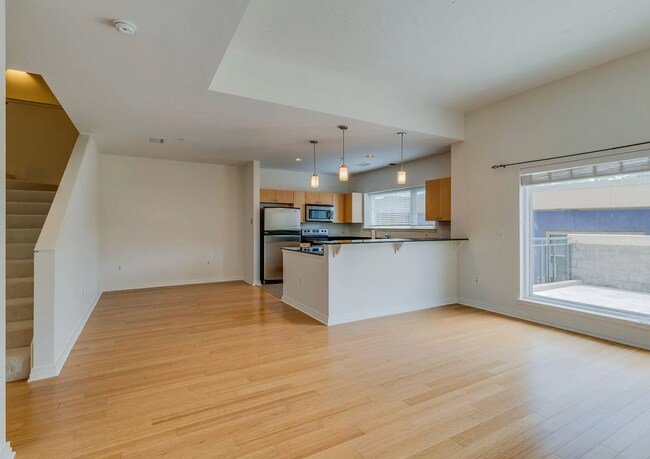 Foto del edificio - 1101 18th Ave S