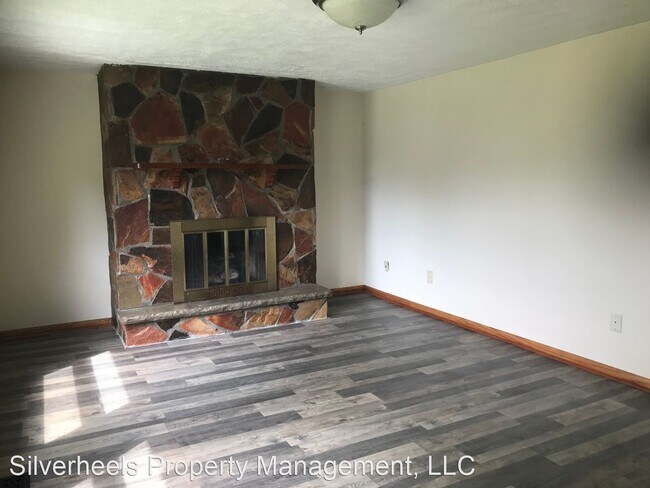 Building Photo - 3 br, 1 bath House - 2606 Lincoln Ave