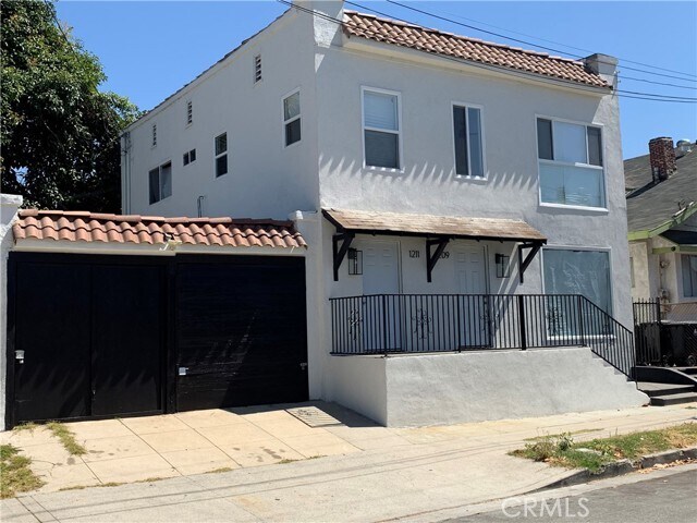 Foto principal - 1209 W 40th Pl