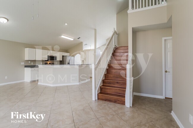 Foto del edificio - 586 Timber Trace Ct