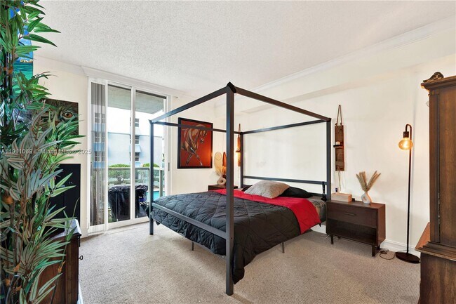 Foto del edificio - 5077 NW 7th St