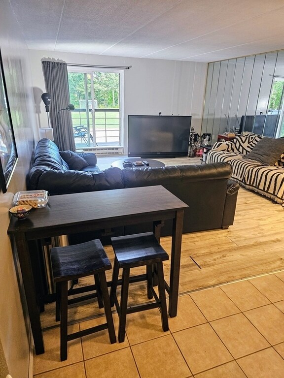 Foto del edificio - 46 Cochituate Rd
