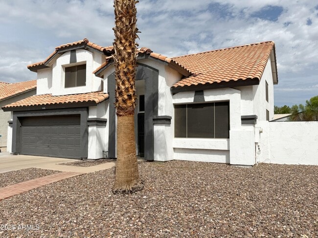 Building Photo - 444 E Avenida Sierra Madre
