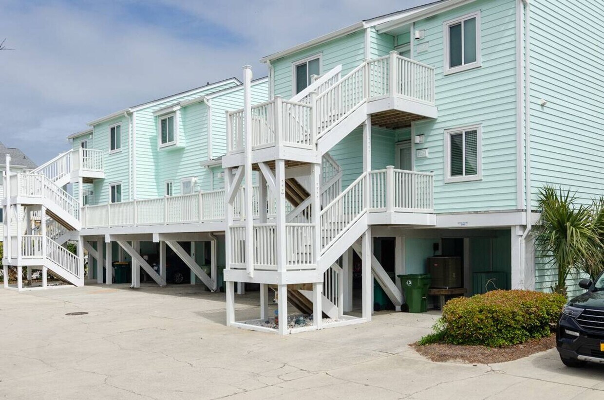 Foto principal - 206 Dolphin Ct