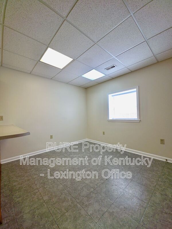 Foto del edificio - 3045 Colonel Rd