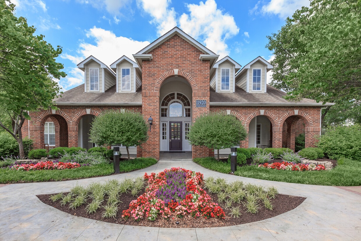 Exterior Photo - Creekside Apartment Homes