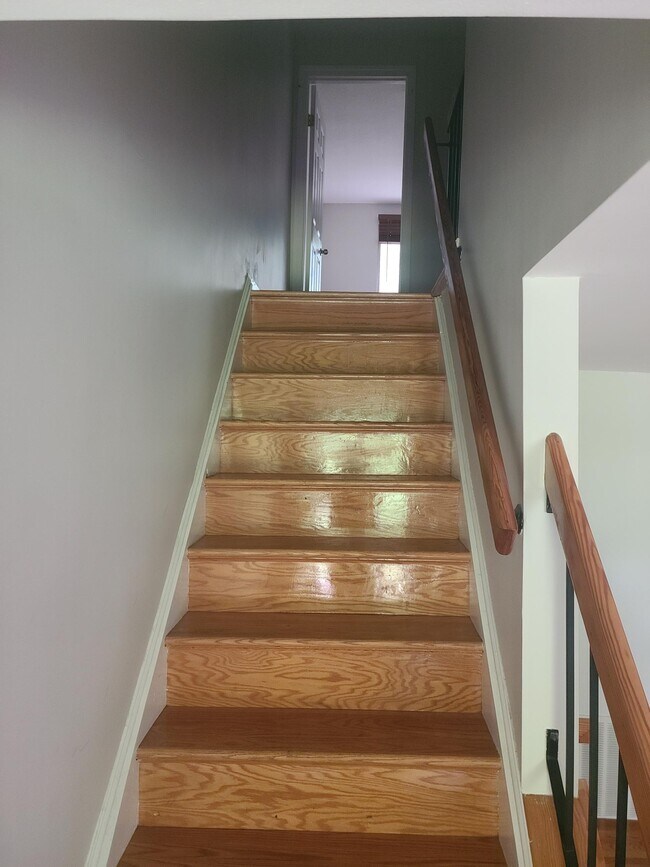 31 Conestoga Way Unit 31, Glastonbury, CT 06033 Condo for Rent in