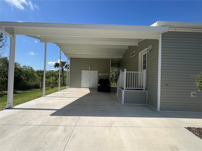 Building Photo - 12116 SW County Rd 769