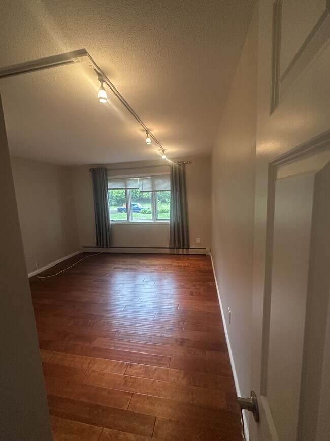 Foto del edificio - 4380 Brookside Ct
