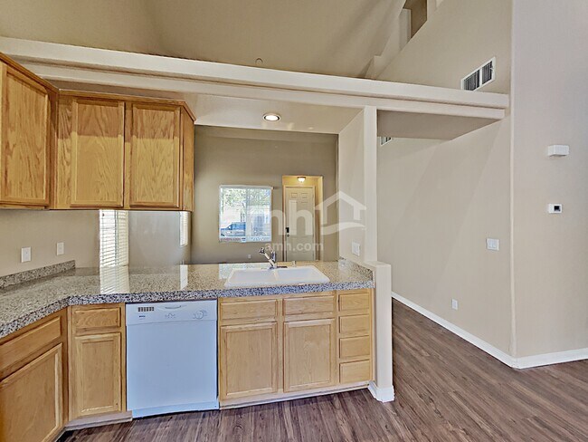 Foto del edificio - 6060 Glowing Cottage Ct