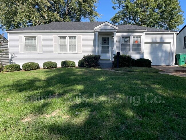 Building Photo - 1205 Nectar Dr