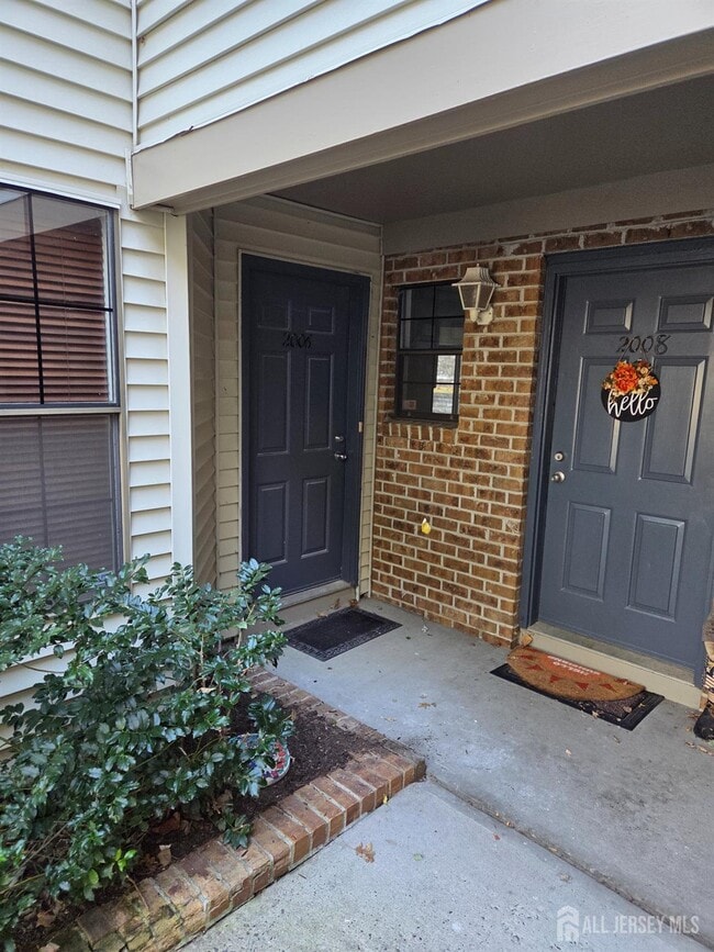 Building Photo - 2006 Bayhead Dr