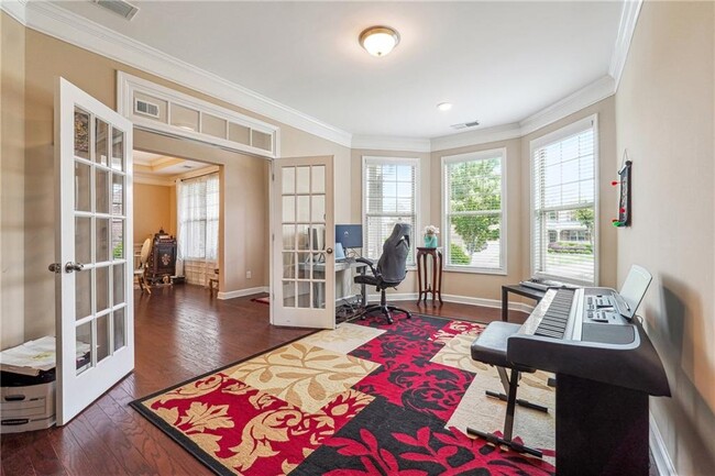 Building Photo - 5230 Edgebrook Dr