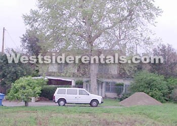 Foto principal - 10337 De Soto Ave