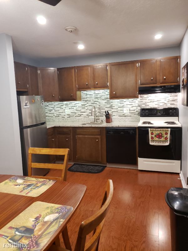 Building Photo - 1 br, 1 bath Condo - 11 Apple Valley Parkway