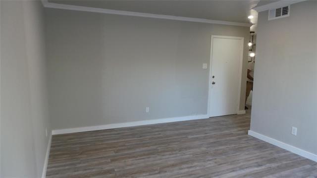 Foto del edificio - 5723 Harvest Hill Rd