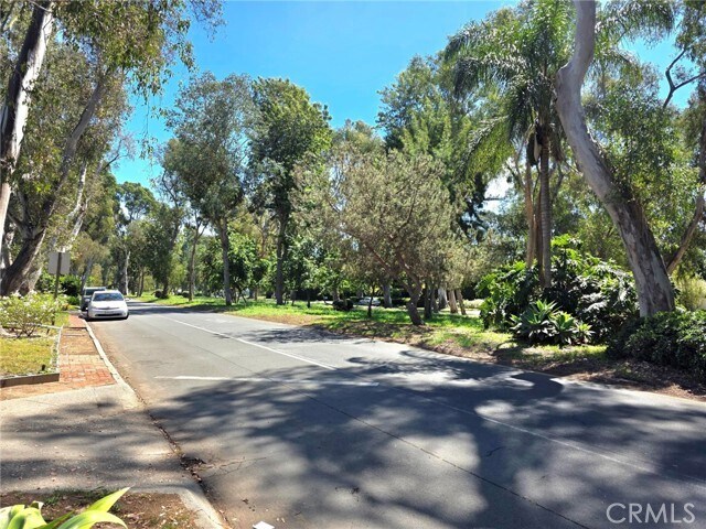 Foto del edificio - 3421 Palos Verdes Dr N
