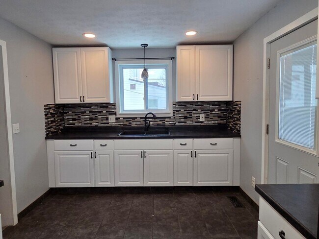 Foto del edificio - 2 bedroom Single Family