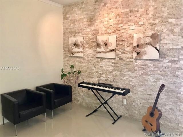 Foto del edificio - 1149 NW 128th Pl