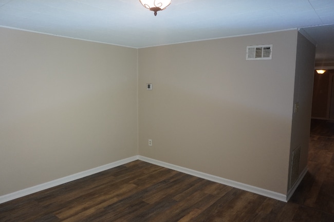 Photo - 7956 Eastdale Rd Townhome