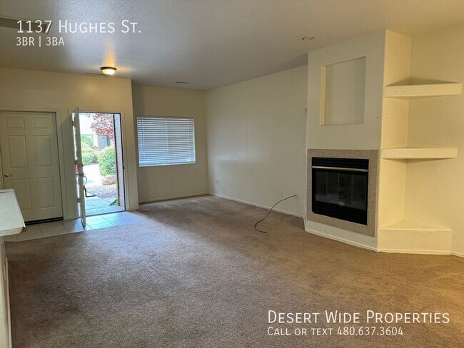 Building Photo - 1137 Hughes St