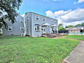 Building Photo - 1502 Randolph Ave SE