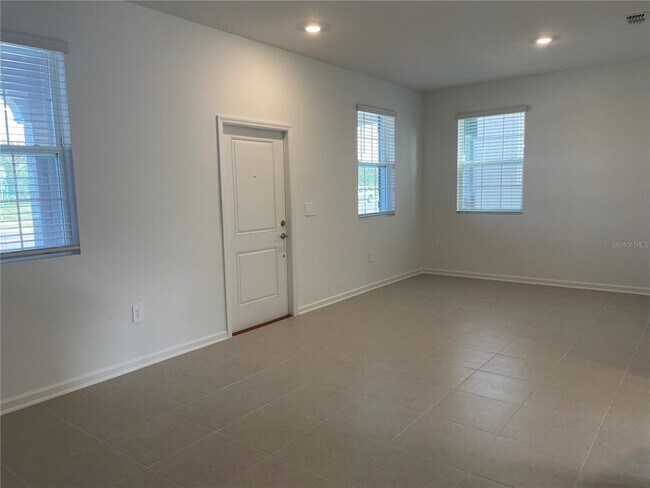 Building Photo - 1881 Fulfillment Dr