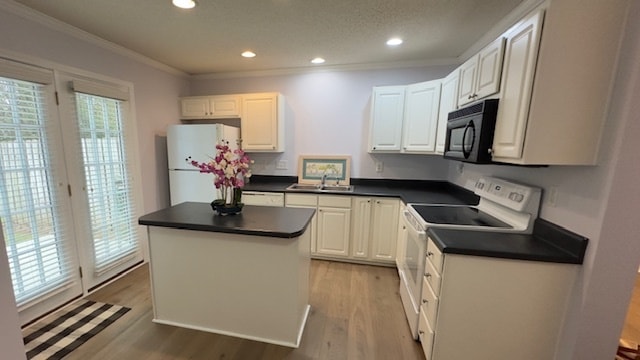 Building Photo - 12211 Paperbark Cir