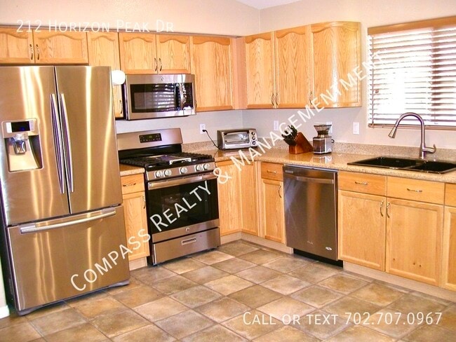 Building Photo - 212 Horizon Peak Dr