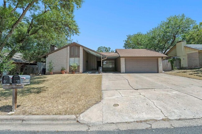 Foto del edificio - 9011 Quail Valley Dr