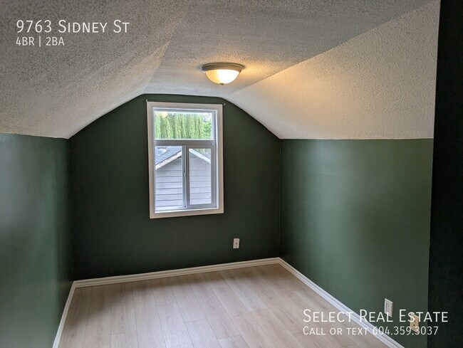 Photo du bâtiment - 9763 Sidney St