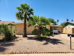Building Photo - 1719 W Royal Palm Rd