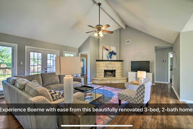 Foto del edificio - 116 E Evergreen St