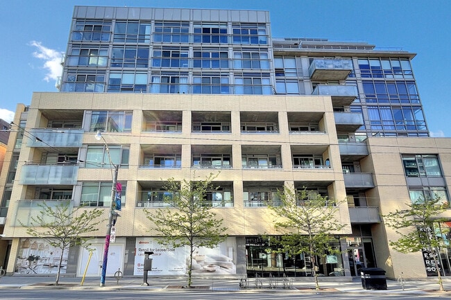 Building Photo - 630 Queen St E